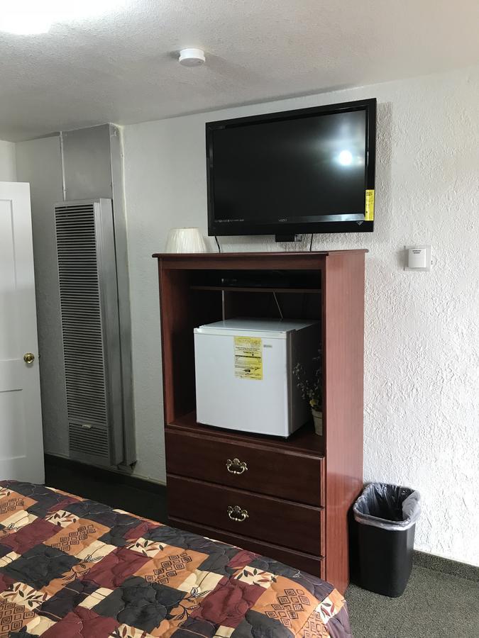 Americana Hotel